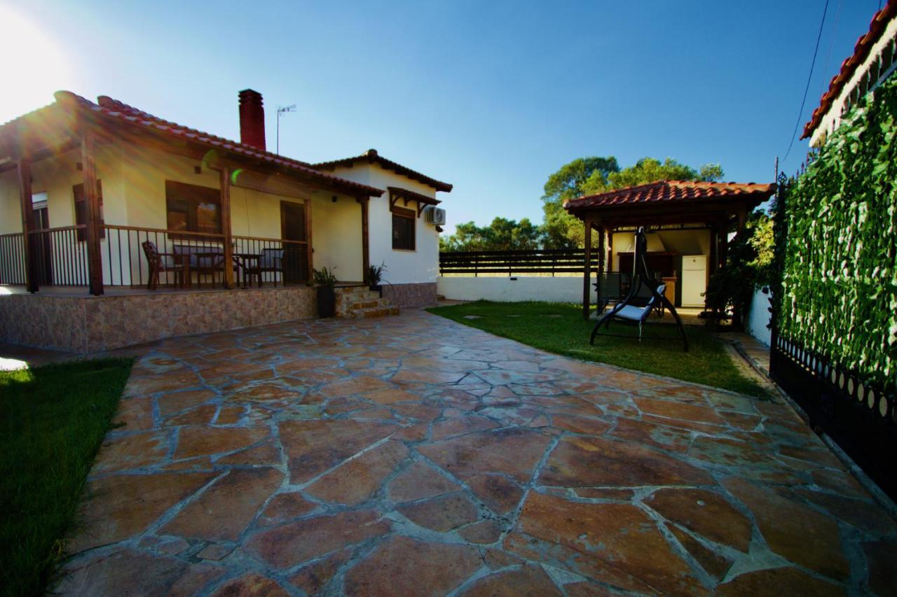 Enalio Beach House Nea Kallikrateia Εξωτερικό φωτογραφία